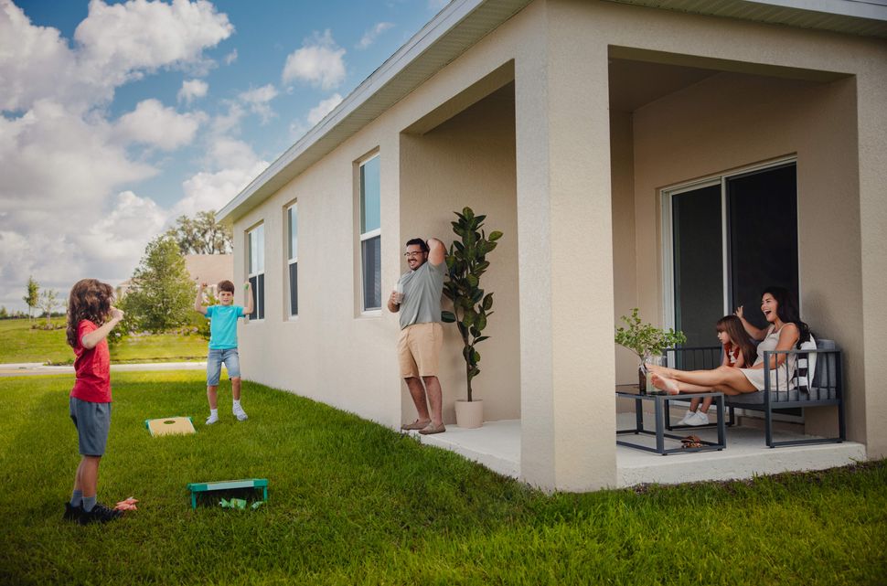 Enjoy Outdoor Living on Your Lanai